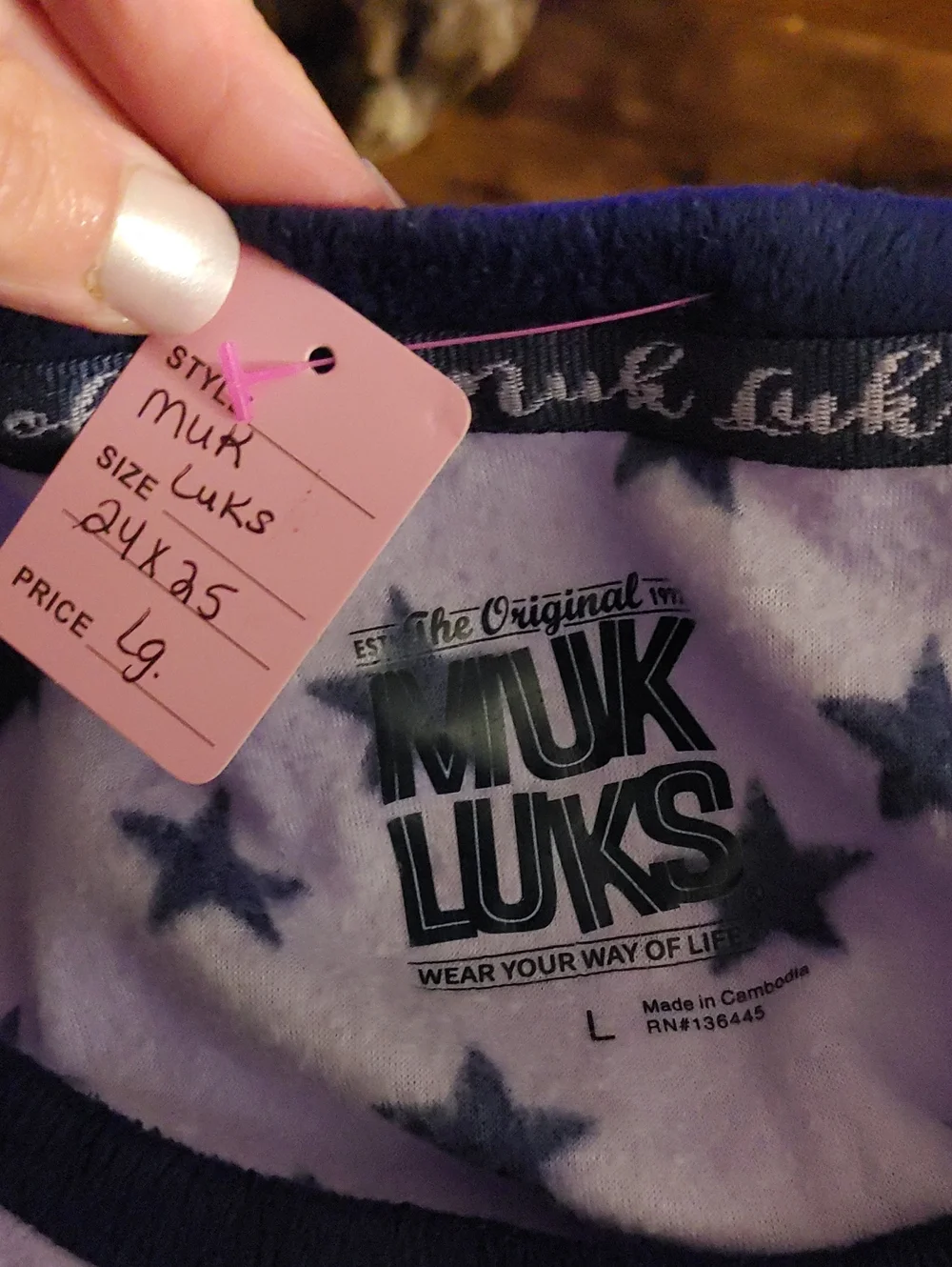 Adorable. Large Muk Luks Purple Fleece Soft & Cozy Star Print Pajama Set
